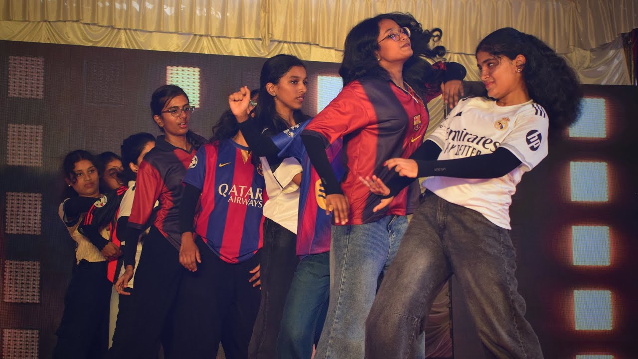 Dance by 9th Std Girls