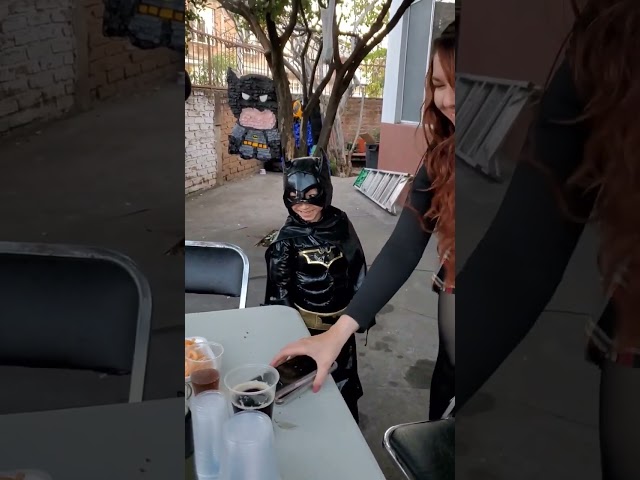Vídeo relacionado con DC Comics Pijama Batman Niño, Pijama Superhéroes Niño,Conjunto Manga Larga 11-12 Años
