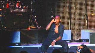 Davido Performs Da Mi Duro and Back When