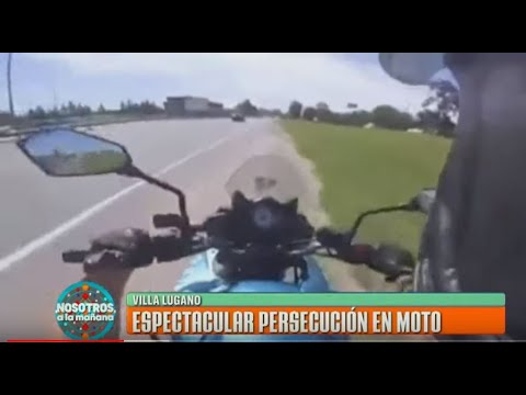 Spectacular motorcycle chase by the City Police