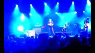 Racoon - Blue Days (live in 013, 24 april 2008)