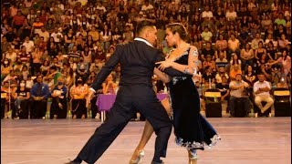 Video thumbnail for Damian Roezgas y Amira Luna Zárate, Ojos Negros Raúl Garello (2023)