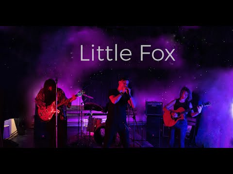 Porcelain Shards - Porcelain Shards - Little Fox (Official Video)