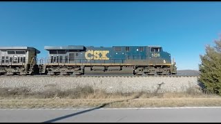 preview picture of video 'Pacing a CSX Train on a Causeway in the Tennessee River'
