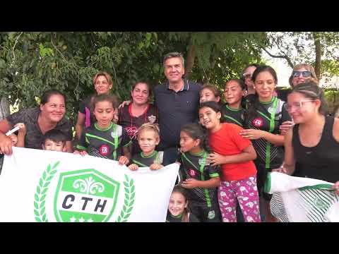 COLONIA POPULAR: EL GOBERNADOR ACOMPAÑÓ CAMPEONATO DE FÚTBOL REGIONAL MIXTO