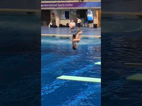Double Tuck Front Diver 1m Springboard