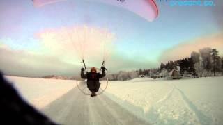 preview picture of video 'Paramotor and Segway on ice'
