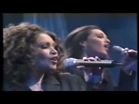 The Mullans - "When You Need Me" (Eurosong Ireland 1999)
