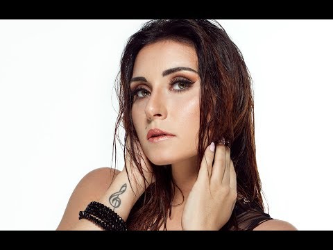 Neza Devcic - Pozabljena (Official Video)