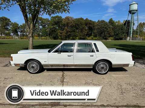 1989 Lincoln Town Car (CC-2101569) for sale in Shelby Township, Michigan