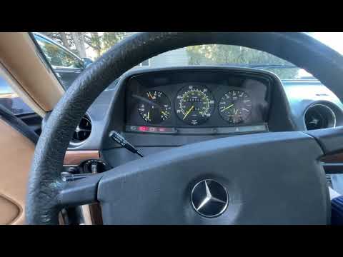 1984 W123 Mercedes-Benz 300D Turbo Cold Start 21°F