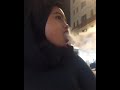 Awek Bertudung Payong Hisap Vape Asap Keluar Ikut Celah