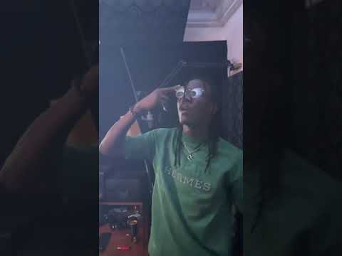 VANO BABY Officiel feat 100Royal