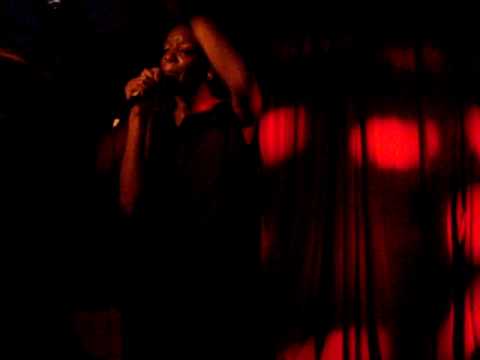 G.rizo at Roter Krebs