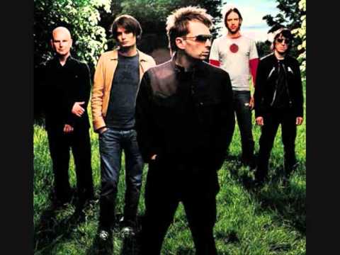 Radiohead (01/10) - 9. Jigsaw Falling Into Place / Lucky
