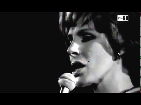 Video per il significato della canzone Mi sono innamorato di te di Luigi Tenco, Ornella Vanoni