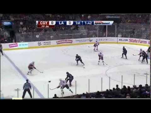 Magical Puck - CGY vs LA