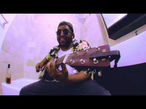 Big Sweater - Glass Lips (MadNiceTV Performance)