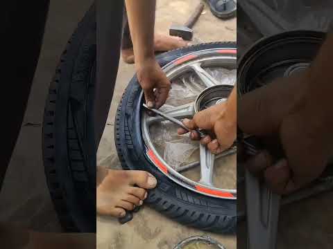 2023 hero Splendor Plus bike tubeless tyre replacement #splendor #tyre