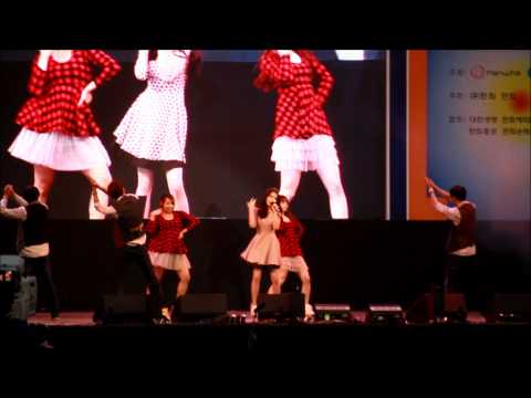 [111008]  Chuncheon Big Concert - IU - Marshmallow (fancam)
