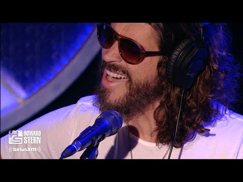 Chris Cornell Covers John Lennon’s “Imagine” on the Howard Stern Show (2011)