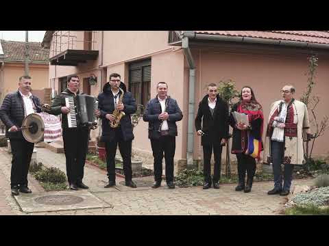 La colindat cu Grupul de colindatori Fratii Sandru (Live)