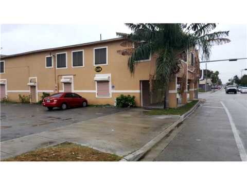5401 NW 2nd Ave,Miami,FL 33127 Comercial À Venda
