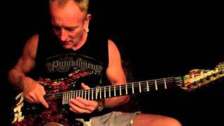 Phill Collen on FU-TONE.COM!