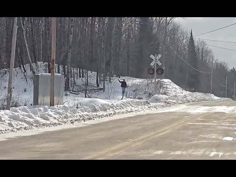Life Of A Rail Fan - Chasing Trains In Extreme Winter Weather & Not Feeling Your Hands On A Ladder!