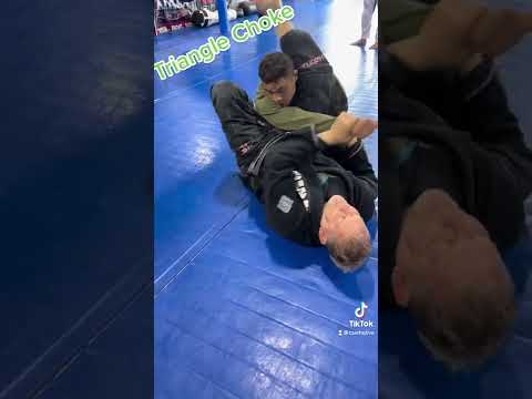 Triangle Choke from Closed Guard in BJJ Class