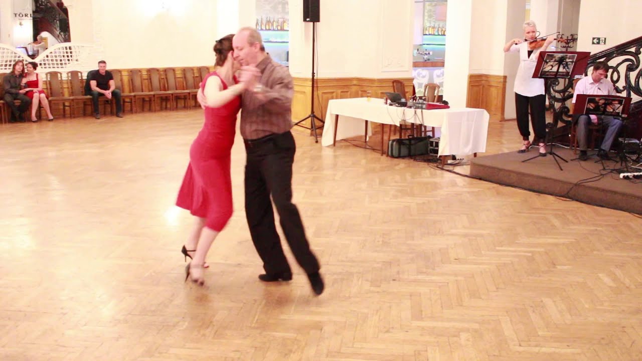 Milongueando en el 40 - Gyatyel Attila & Imre Zsuzsanna - Tango Harmony Budapest