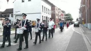 preview picture of video 'Schützenfest Wickrath 18.06.12 - Umzug vor der Parade'