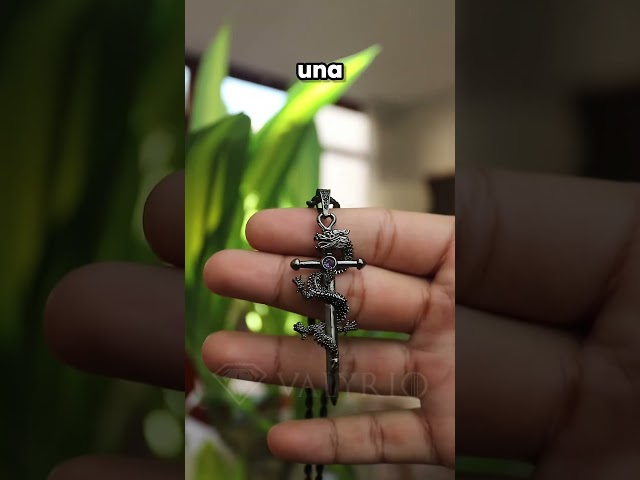 Vídeo relacionado con CVDYWDJIE Collar Que Brilla En La Oscuridad De 3 Piezas, Collar Con Cole De Dragón, Joyería Unisex, Moda Retro