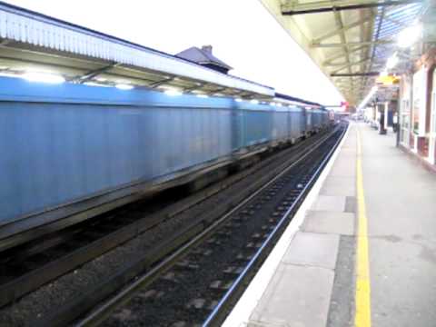 66720 passes Basingstoke working 4Y81 17/5/10