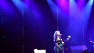 Regina Spektor, Bobbing for Apples (clip)