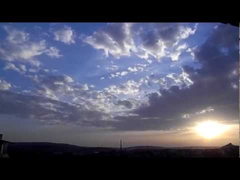 DJ Shah-Now or never (ft Aruna) (intro club mix) High speed clouds