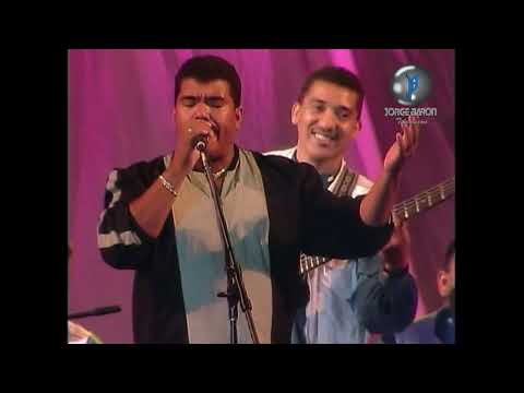 Los Chiches Vallenatos en el Show de las Estrellas - Canción: Ceniza Fría. #LunesDeVallenato