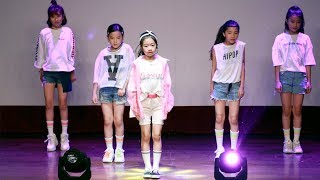 Download lagu 나하은 (Na Haeun) 쏘 스페셜 So Special 4K 60P 직캠 190614 락뮤직 mp3