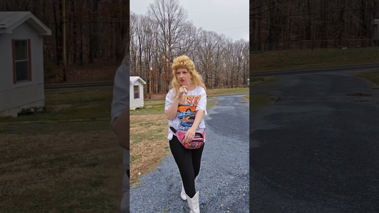 He took me & the kids over to the Walmarts & told us to pick us out something nice. 💅 #trailerpark