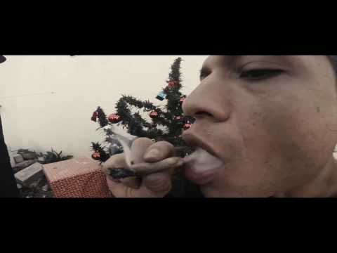 Manicomio Clan - Árbol de Navidad ft Miicherry Sirena