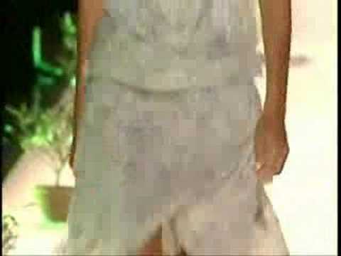 Hussein Chalayan spring 2005 (full show)