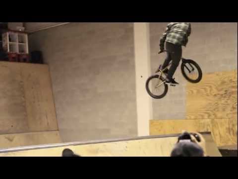 WHIP GOES TO: IL BUTTA CONTEST 2012