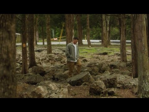 Who I Am (Visualizer)