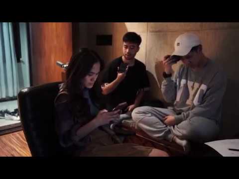 #SherShares - Behind the scene recording 'I Don't Mind', ide Sheryl ga bagus katanya??!!