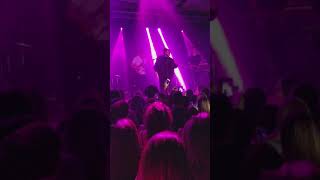 *Ain't Easy* Elijah Woods x Jamie Fine - FIRST LIVE SHOW EVER