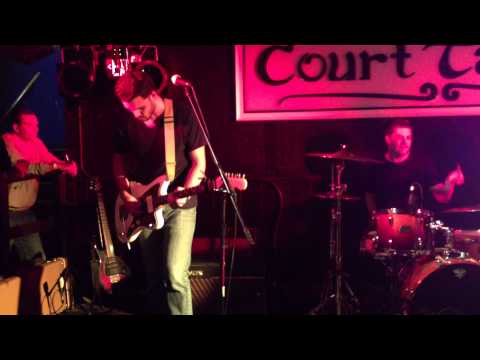 Are You Feeling Me Tonight? - Live at The Court Tavern 09.14.13