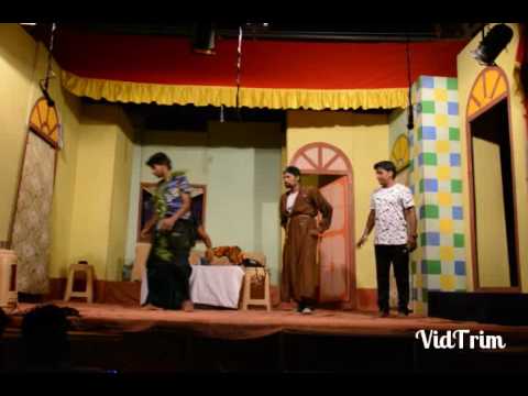 Pati Sagle Uchapati Natak Comedy scene.