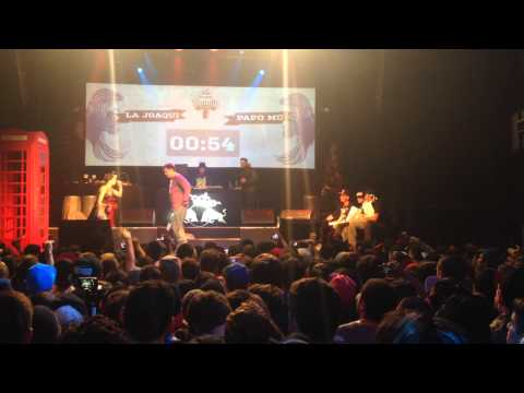 La Joaqui vs Papo MC 8vos final Red Bul Batalla de los Gallos 2014