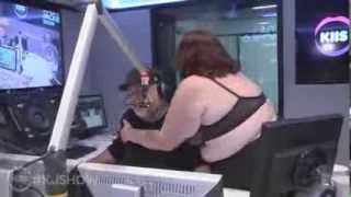 Fat-O-Gram Performs For Kyle