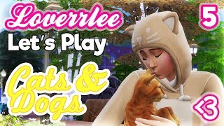 Cats & Dogs #5: Kitty Kisses